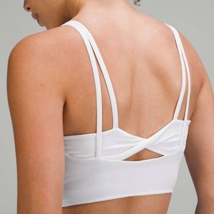 NWOT Lululemon Ribbed Back-Twist Yoga Bra *Light Support, C/D Cup White